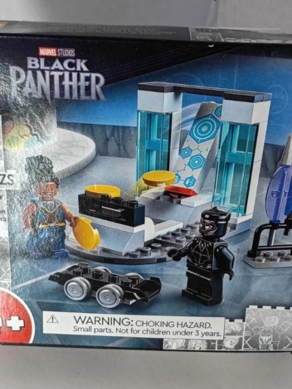Lego Black Panther Playset with Blue, Yellow, Black and White Elements